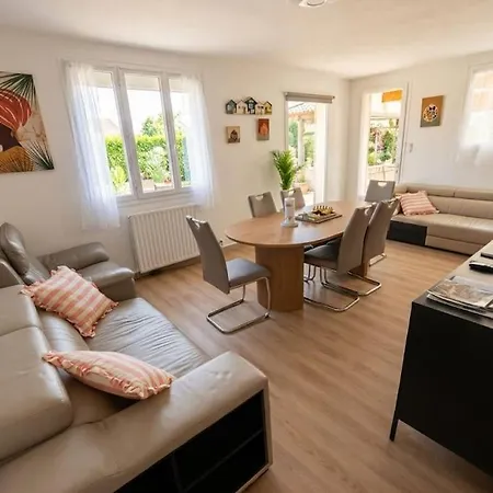 Maison De Familiale Hébergement de vacances *